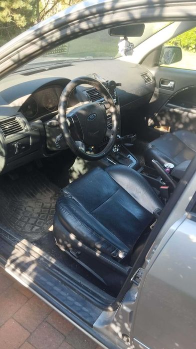Ford mondeo mk3 2.2 tdci ghia