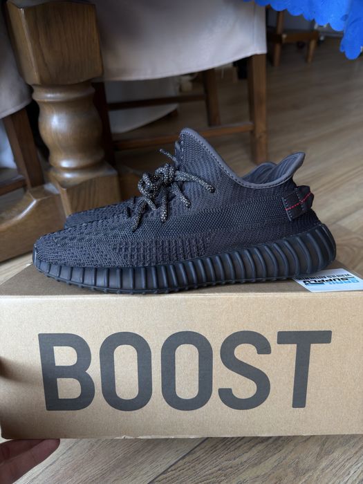 Adidas Yeezy Boost 350 V2 Black Non Reflective buty sneakersy czarne niskie 42