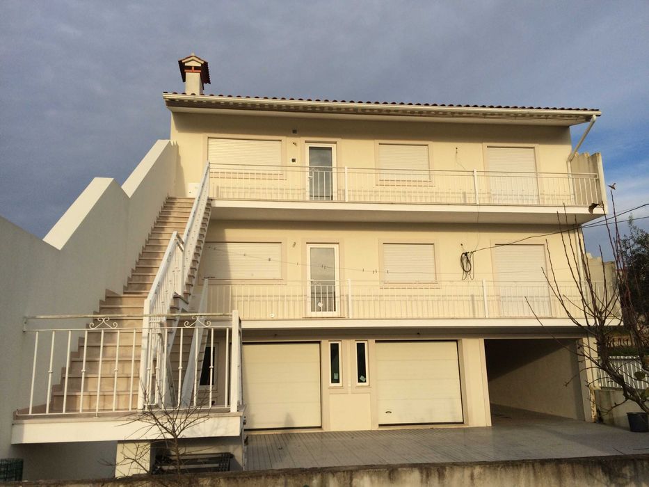 Apartamento T3 como novo situado 10min Coimbra