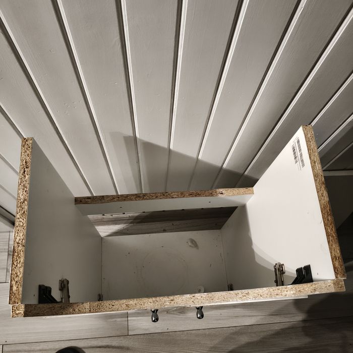 Szafka po umywalkę łazienkową