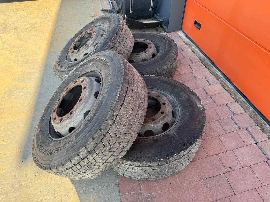 колесо 315/70R22,5 заднє Conti-Hybrid HD3