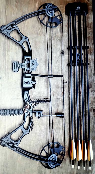 Блочний лук для полювання спорту