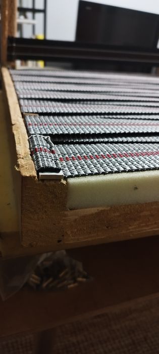 Fotel prl lisek po gruntownej renowacji z podnóżkiem