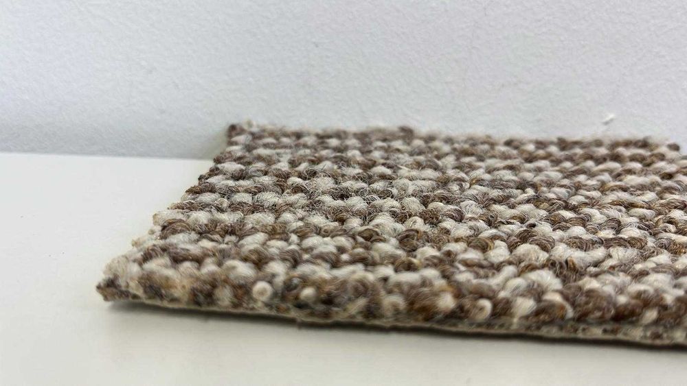 Wykładzina dywanowa Pluto 57 – elegancja, komfort i montaż