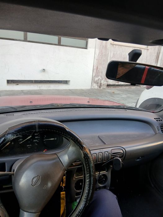 Nissan Micra 1.3 - 300€