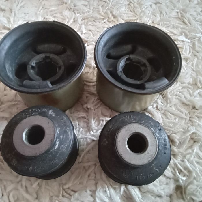 Продам сайлентблоки  Skoda Octavia Karoq Kodiaq Vw Golf Passat Caddy