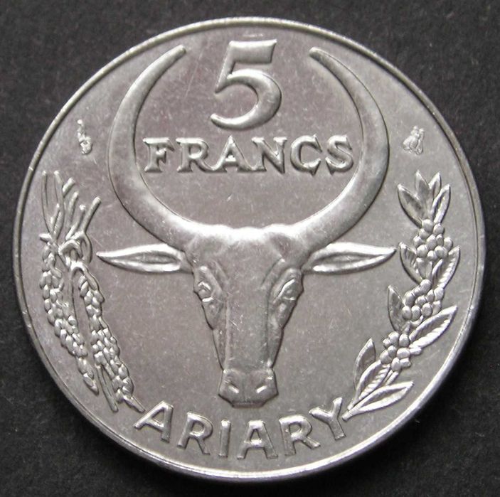 Madagaskar 5 franków 1996 - byk - stan 1/2