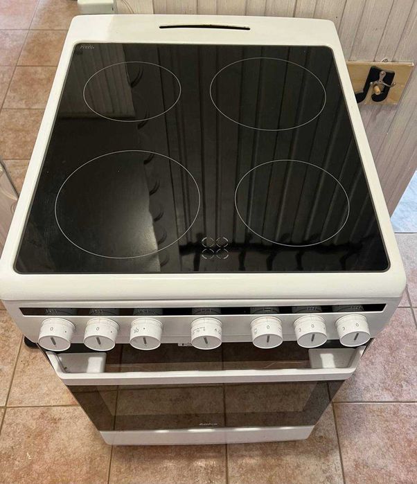 Amica Kuchnia używana kilka razy