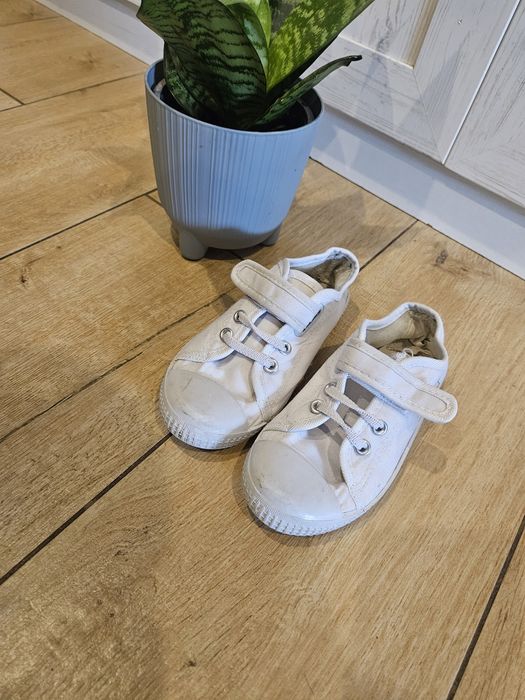Buty na rzepy 30 31 na wiosne jesien dziewczynka