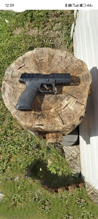 Kabura udowa Beretta APX