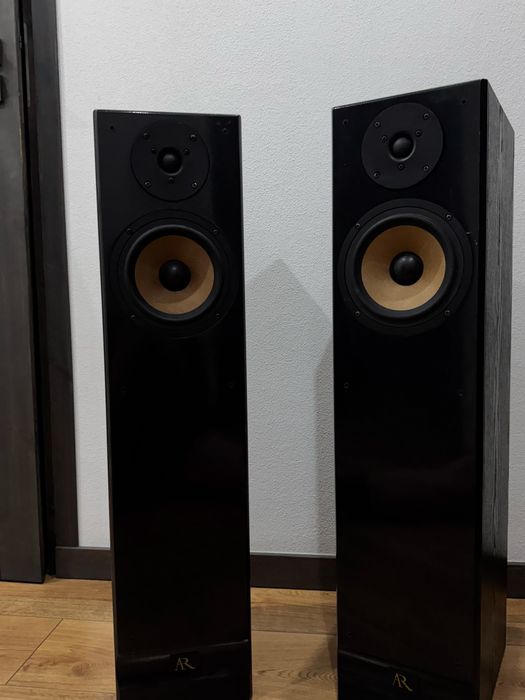 Kolumny acoustic reserch millenium 100