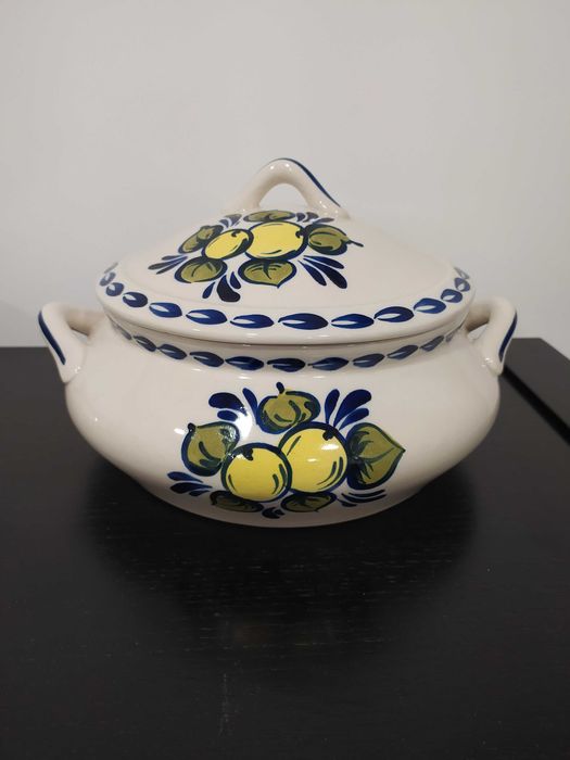 Loiça pintada à mão