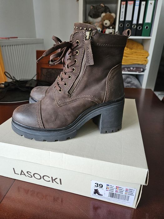 Buty skórzane Lasocki 39