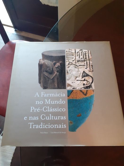 Livros A vingança, A educ sexual de BB, O traidor, etc