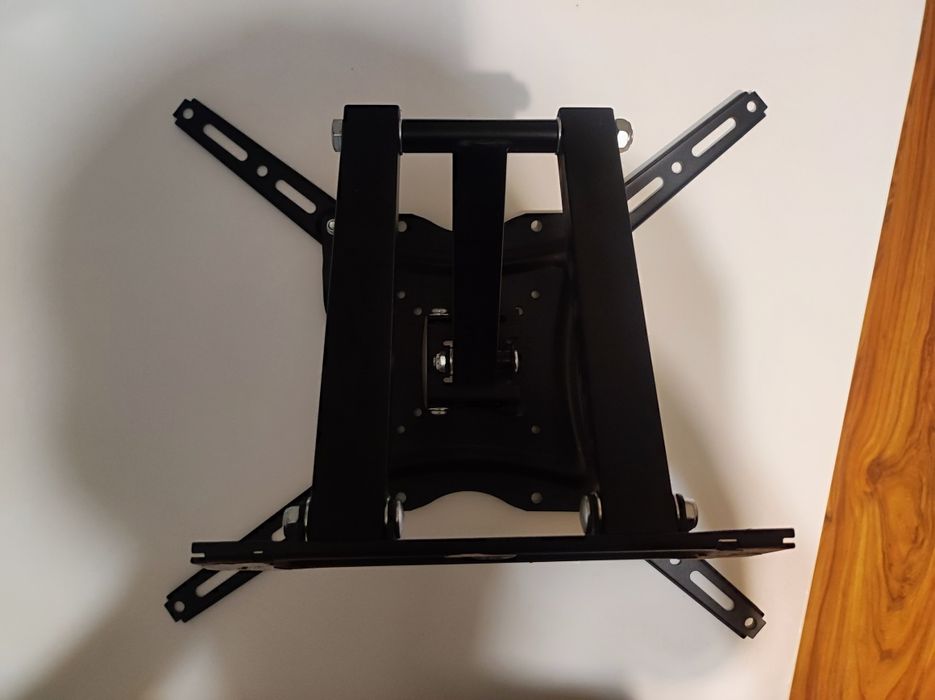 Wieszak do telewizora