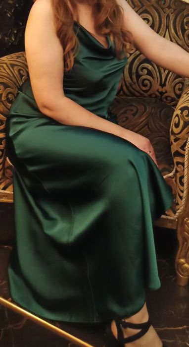 Платье шёлковое в пол изумрудного цвета с разрезом по ноге