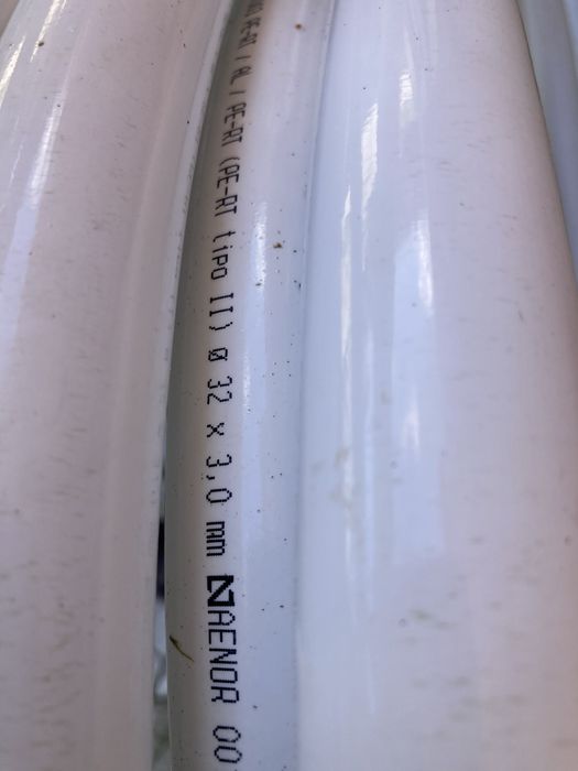 Tubo multi camada espessura 32x 3m novo