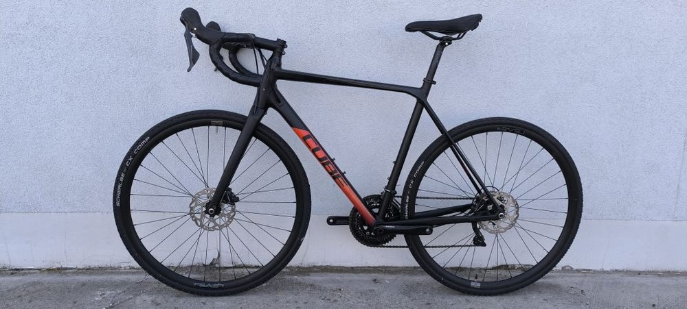 CUBE CROSS RACE (przełaj/gravel), Shimano 105 (hydraulika), Rozmiar 56