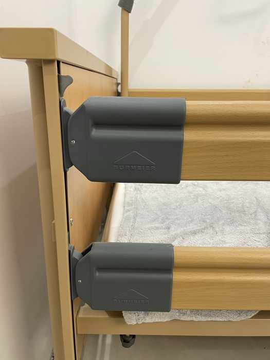 Łóżko rehabilitacyjne BURMEIER drewniane elektryczne