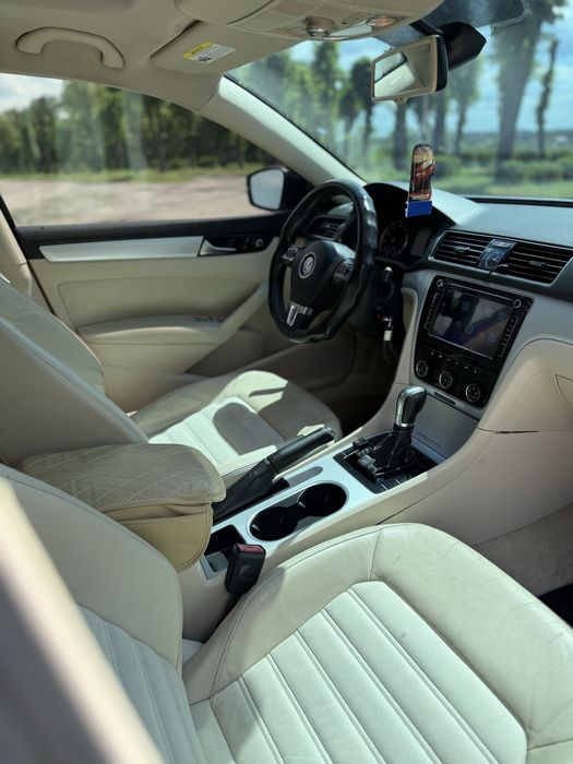 Volkswagen  passat b7