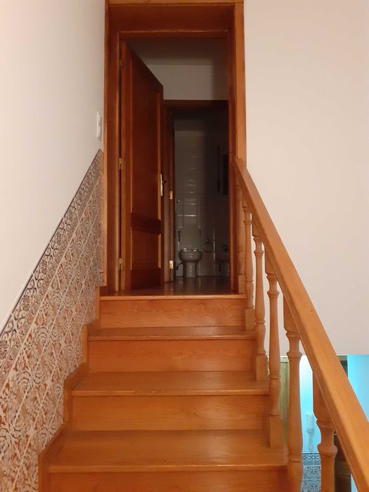 Aluga-se quarto suíte próximo do Hospital Magalhães Lemos