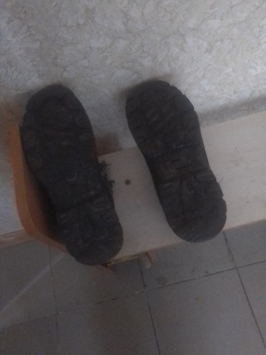 Женские зимние кожаные ботинки