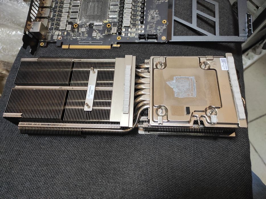 Asus TUF Gaming 4070ti розборка охолодження