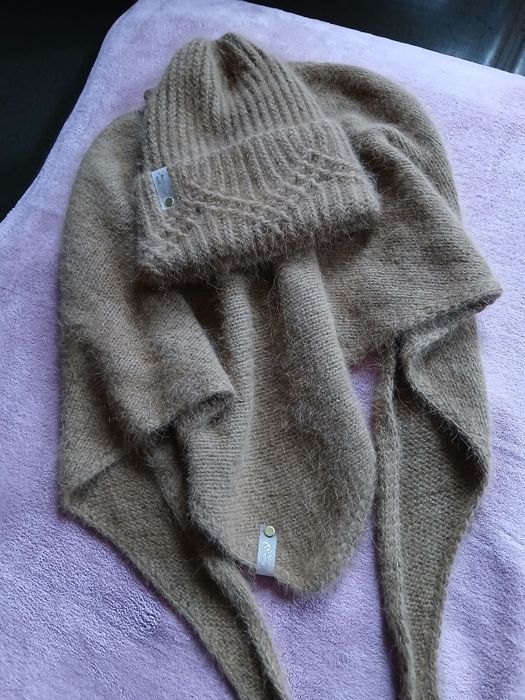 Вязаний комплект із ангори