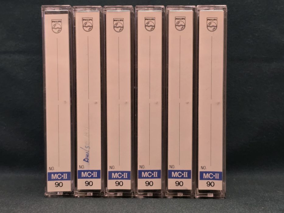 Компакт касети другого типу  PHILIPS MCII 90
