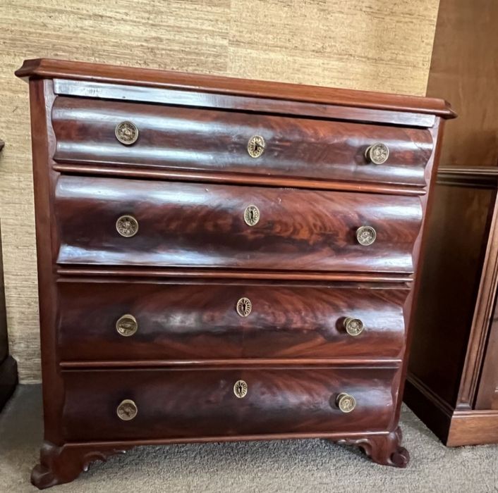 Cómoda antiga em madeira - Vintage