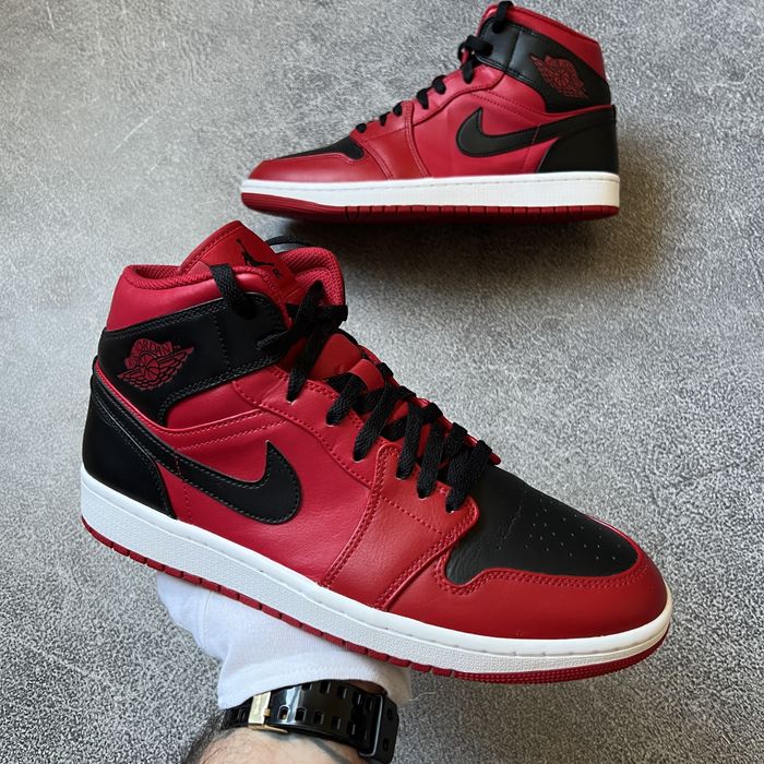 Чоловічі кросівки Nike Air Jordan 1 Mid оригінал