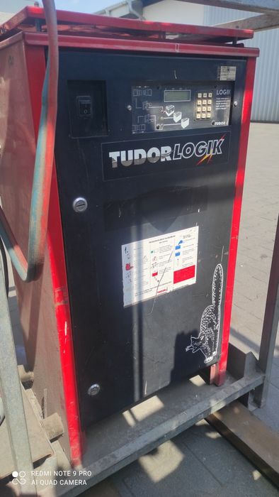Wózek widłowy elektryczny Linde E16