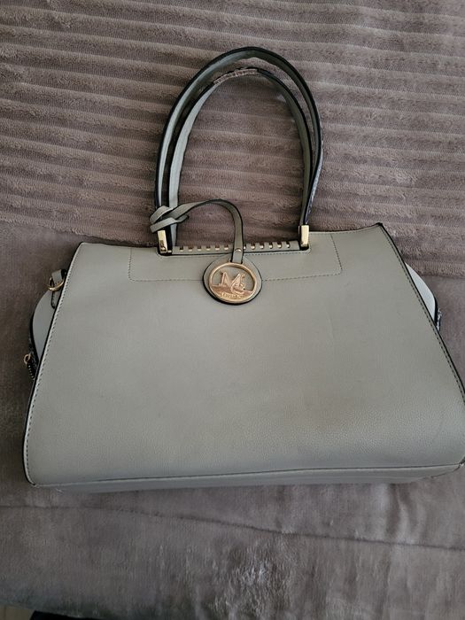 Mala / carteira para venda