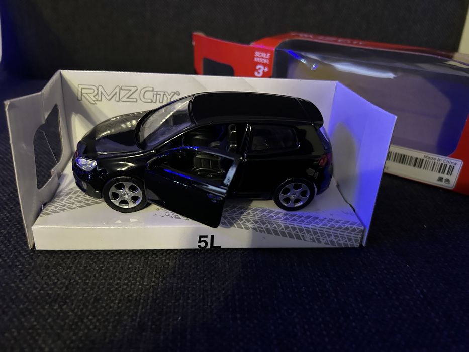 Vw golf gti w skali 1.32