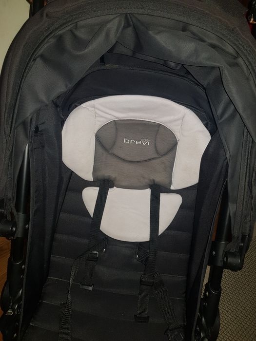 Carrinho de bebê em muito bom estado