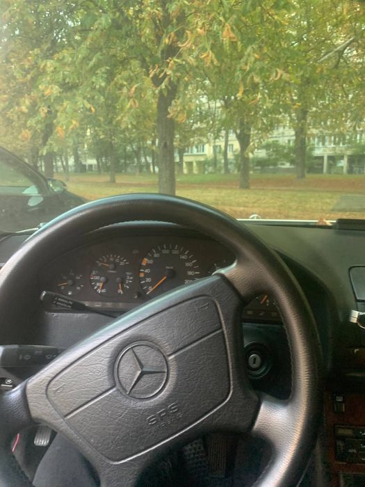 Mercedes-Benz w140