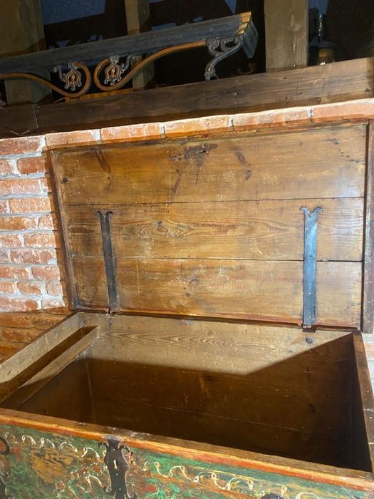 Скриня дерев‘яна