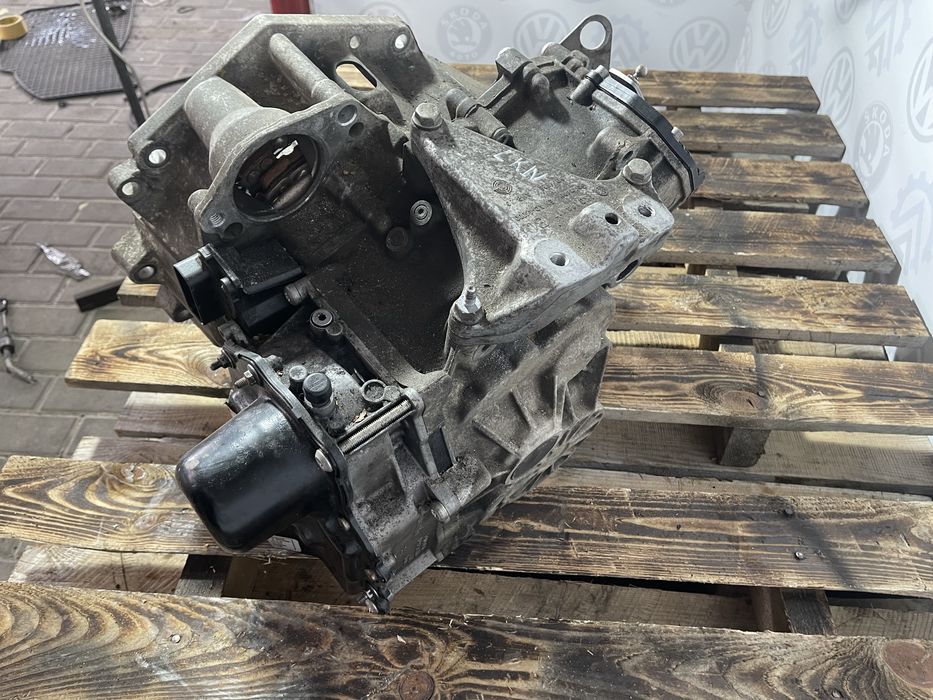 Акпп 1.8 LKN TSI коробка автомат айсин Шкода октавія А5 Пассат б6 СС