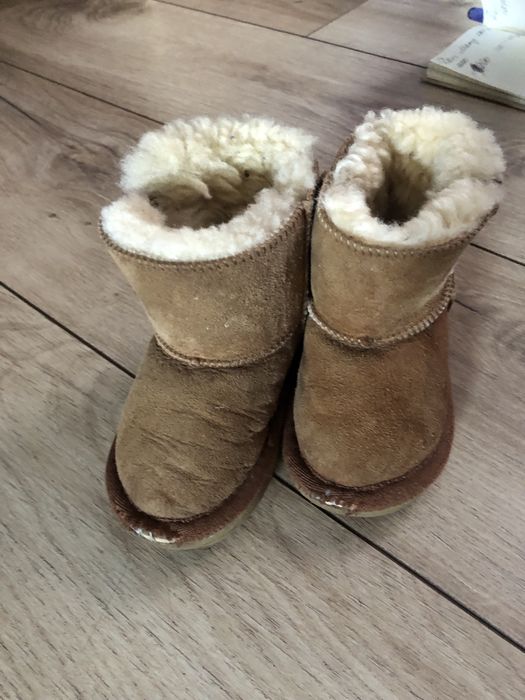 Дитячі UGG Australia