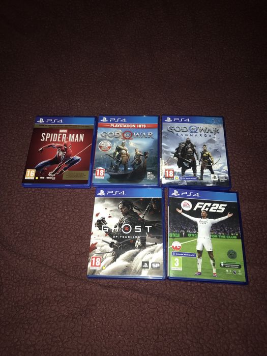 Konsola ps4 pro +2 pady+13 gier