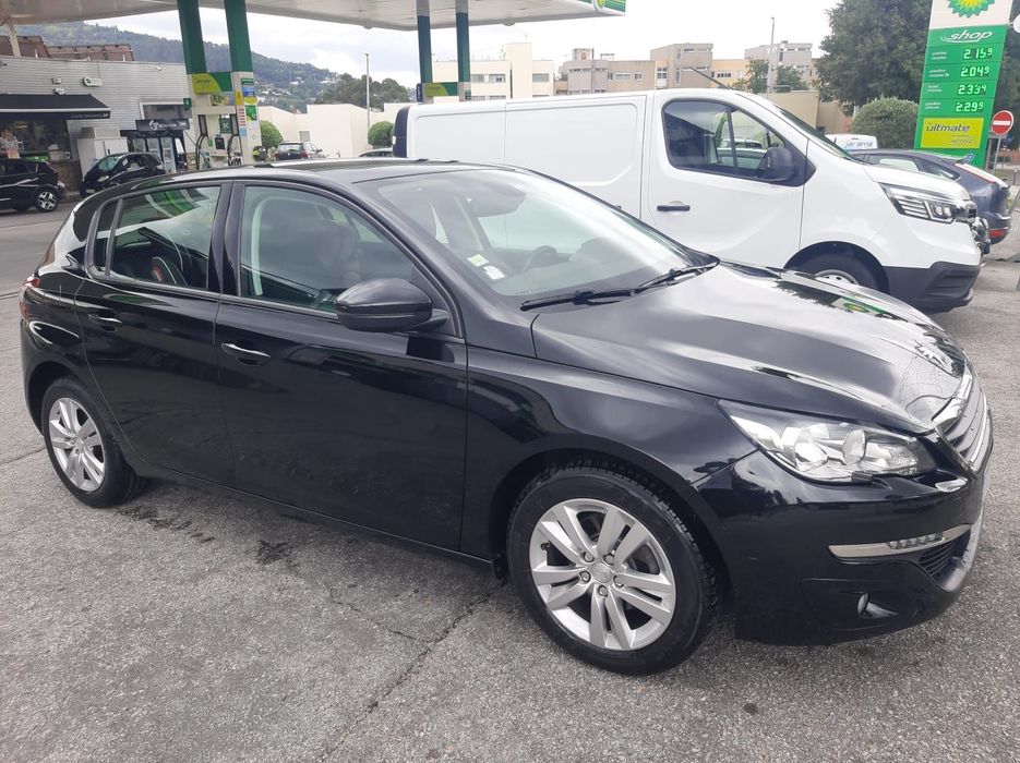 Peugeot 308 BlueHDi FAP 120 EAT6 Stop & Start Active