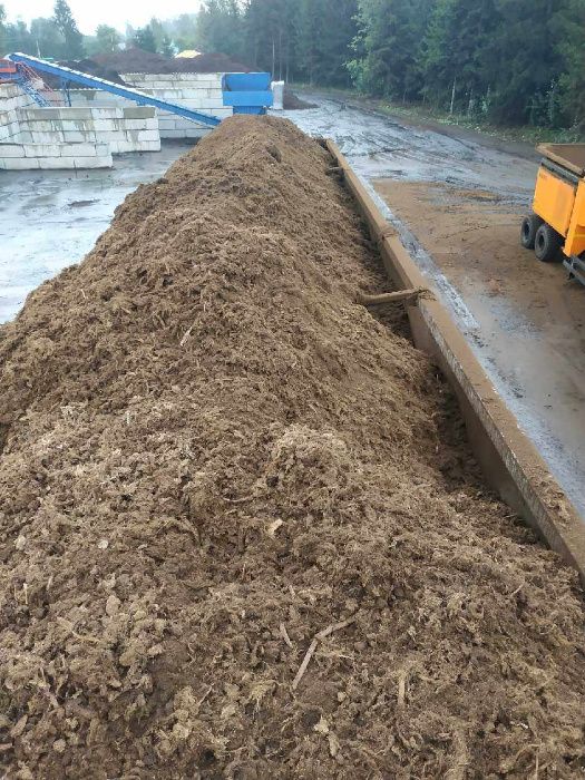 Kora sosnowa, różne frakcje kompostowa, segregowana