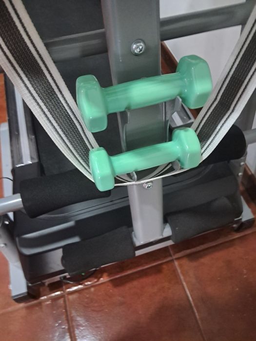 Passadeira com equipamento de massagens