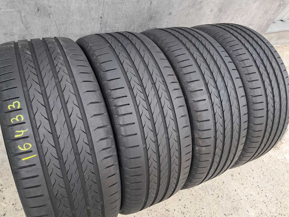 Резина літо 99% протектор Continentаl 245/40 R20Eco Contact 6Q