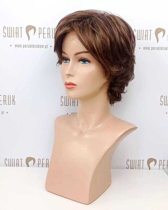 Krótka peruka syntetyczna KIELCE