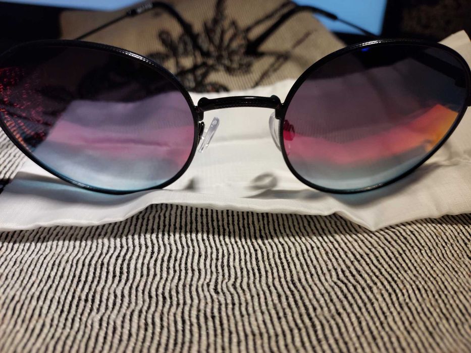 Saszetka na biodra + gratis okulary gradient Nowe