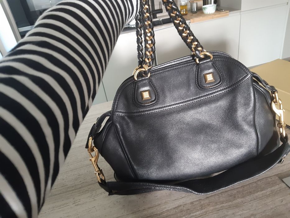 Givenchy autentica - como nova