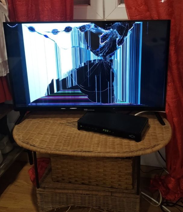 TV TD SYSTEMS Tizen "32"  Full HD)