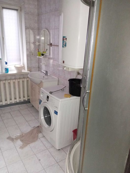 Продається будинок з земельною ділянкою