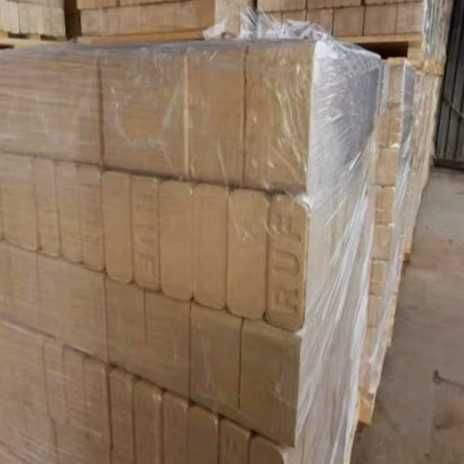 Брикети, пелети, вугілля — рішення для тих, хто планує опалення